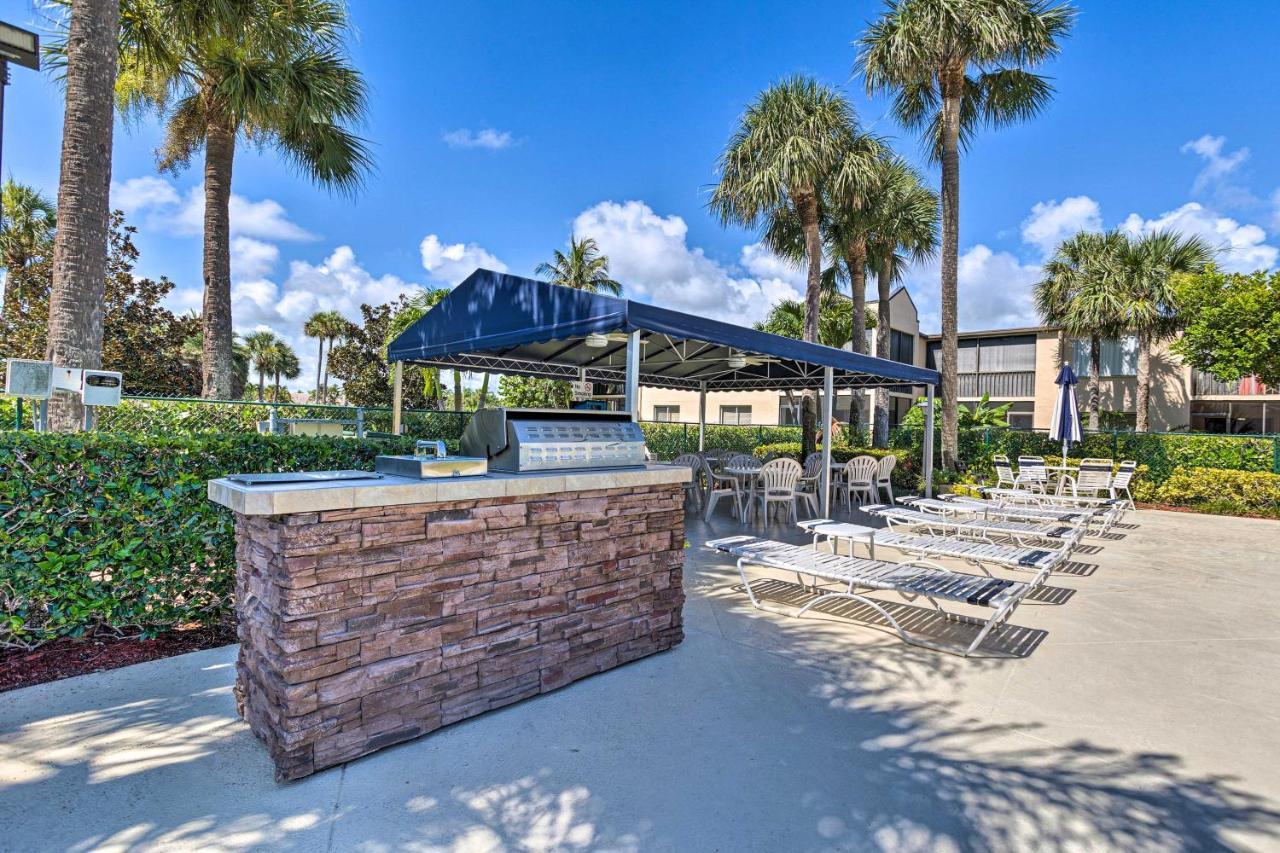 With Pool Access, Walk To Beach! *