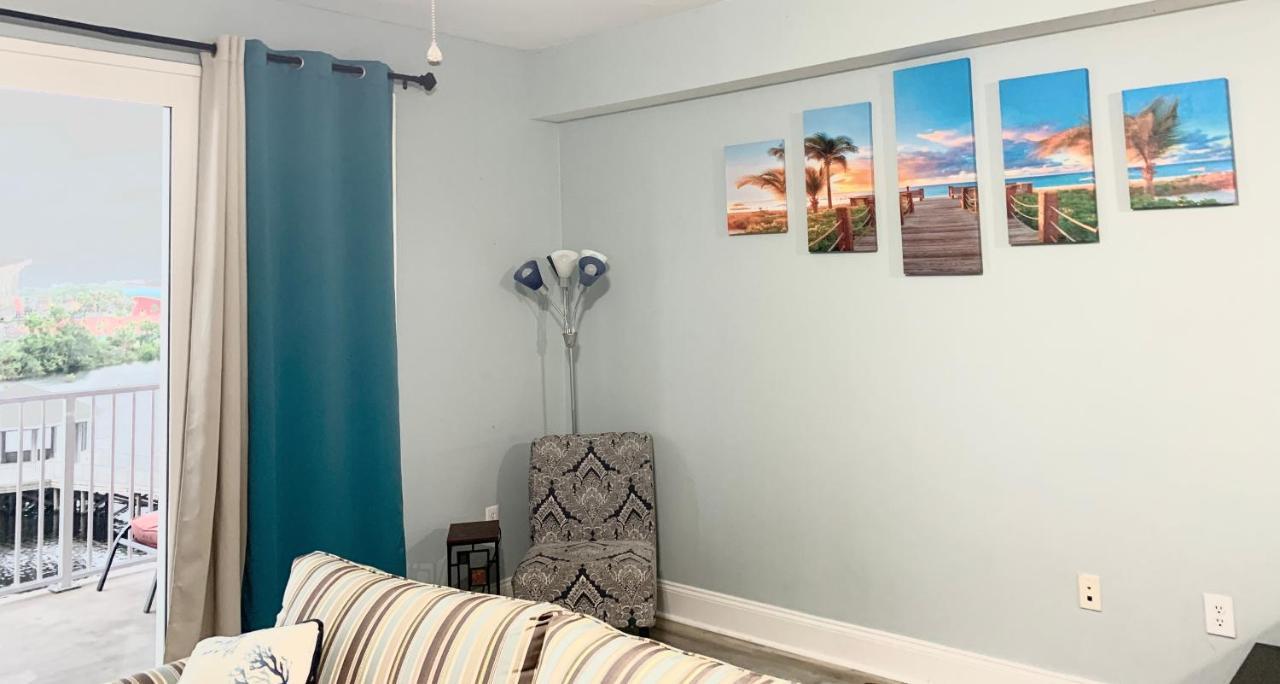 Laketown 5 Pools Steps To Family Friendly Apartment Panama City Beach