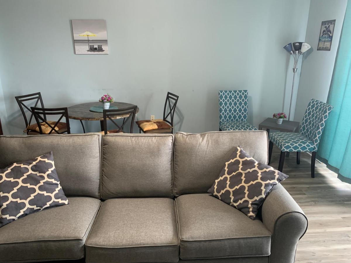 Apartment Laketown 5 Pools Steps To Family Friendly Panama City Beach