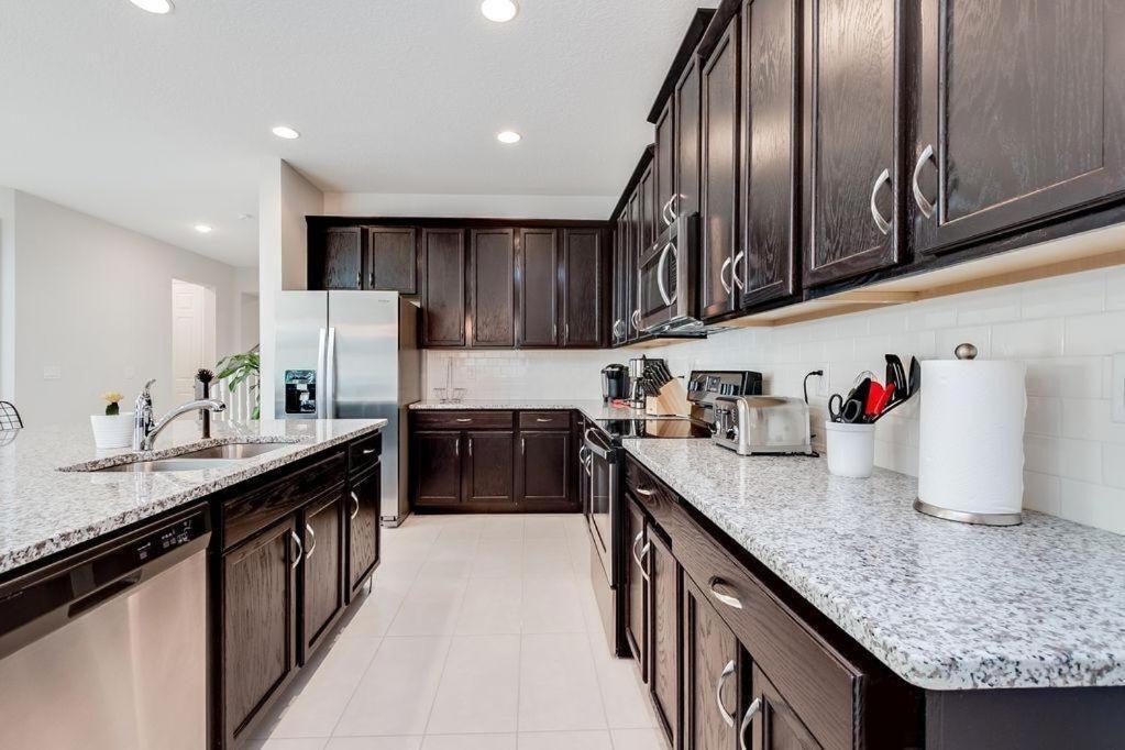 Bsv1800 Luxury 7 Bedroom 5 Bathroom In Solara Holiday home Kissimmee