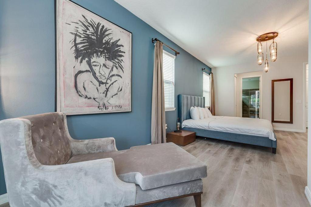 Bsv1810 - Luxury 8 Bedroom 6 Bathroom In The Desirable Solara