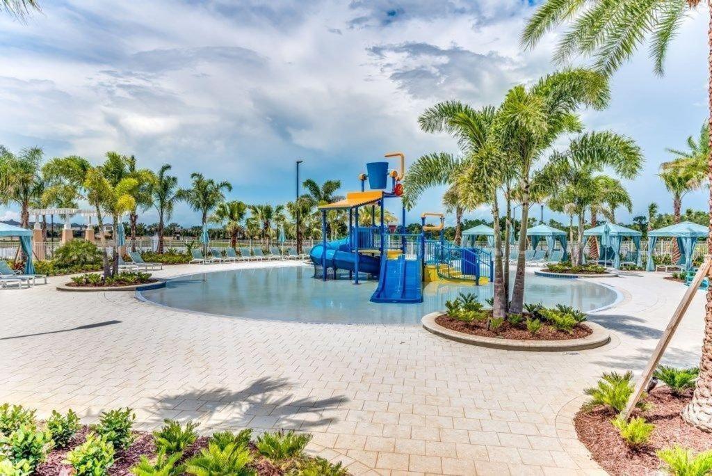 Holiday home Bsv1823 - Luxury 8 Bedroom 6 Bathroom In The Desirable Solara