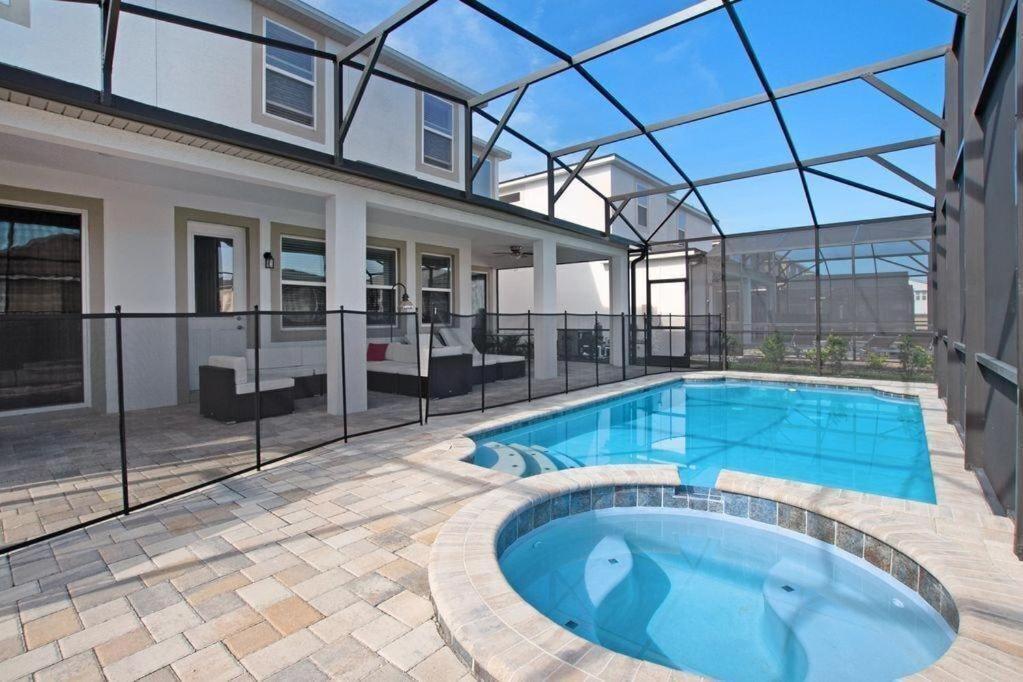 Holiday home Bsv1823 - Luxury 8 Bedroom 6 Bathroom In The Desirable Solara