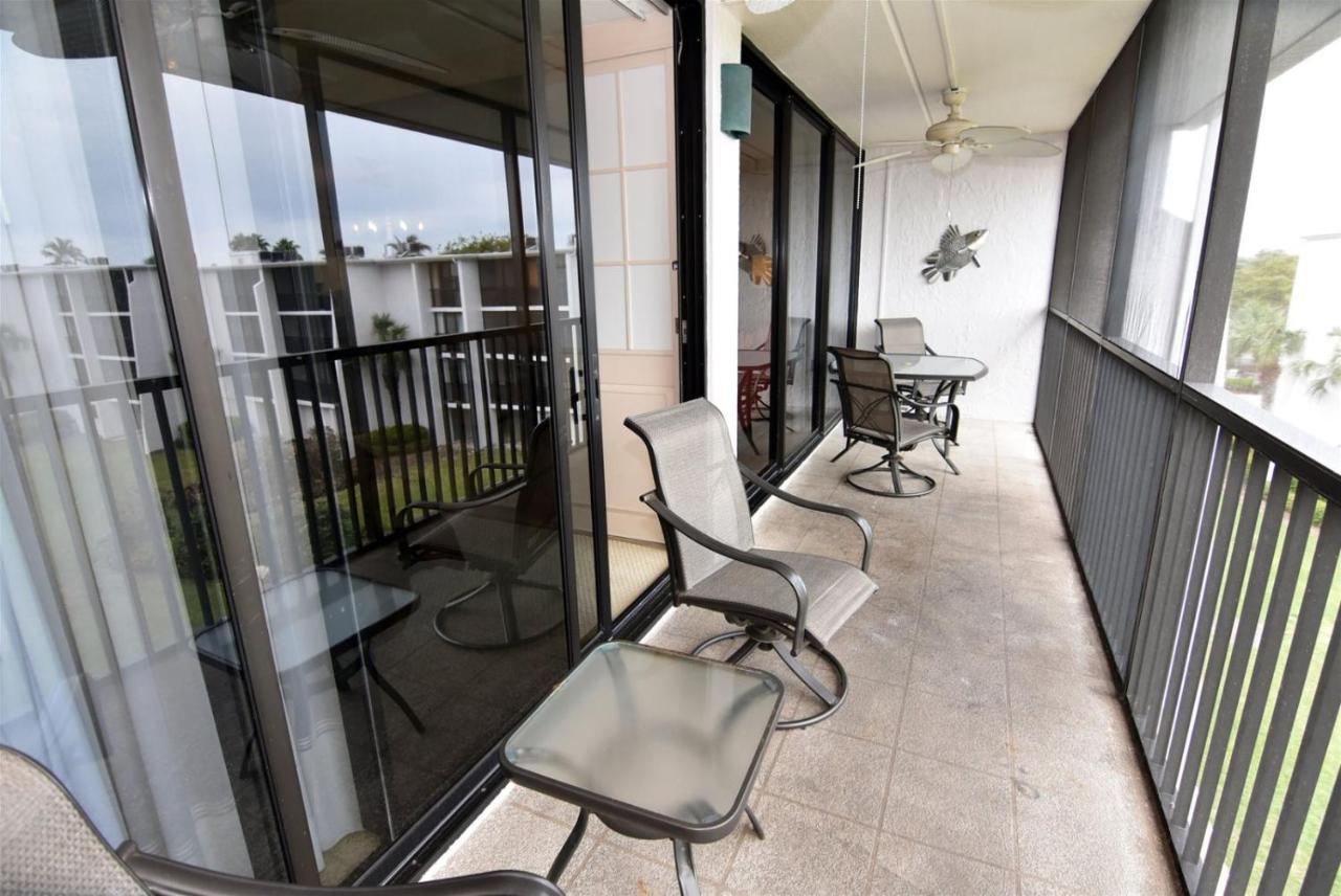 Sundial C408 Apartment