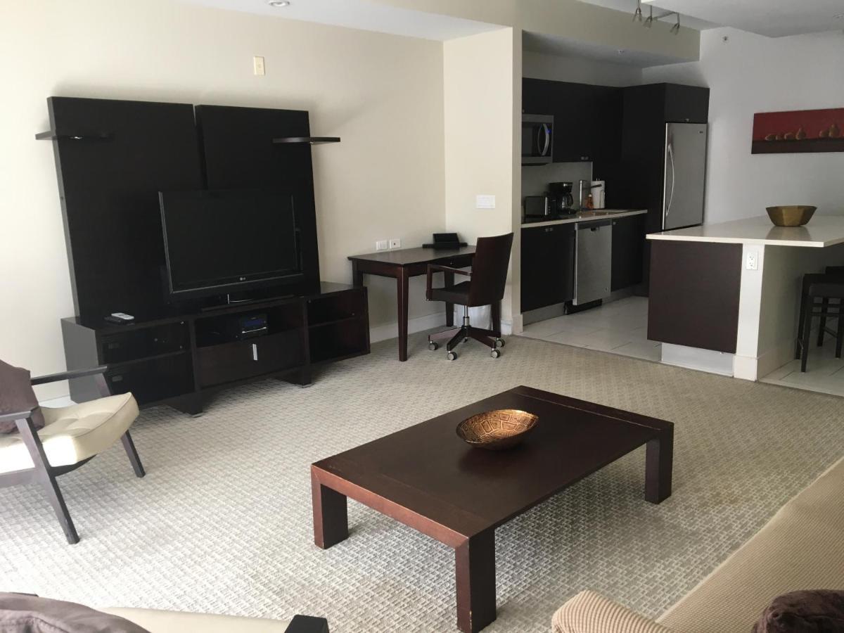 2-story 3 Bed 4 Bath At Provident At The Blue Miami
