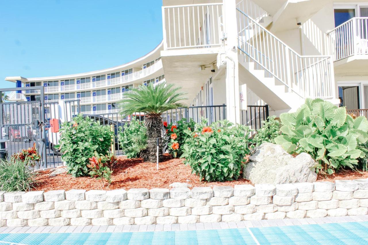Resort Outrigger Club 3*