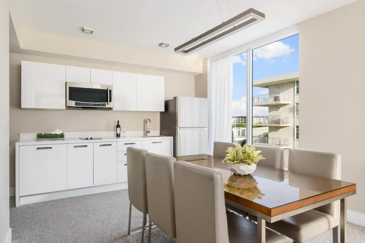 Hotel The Altair Bay Harbor Bal Harbour