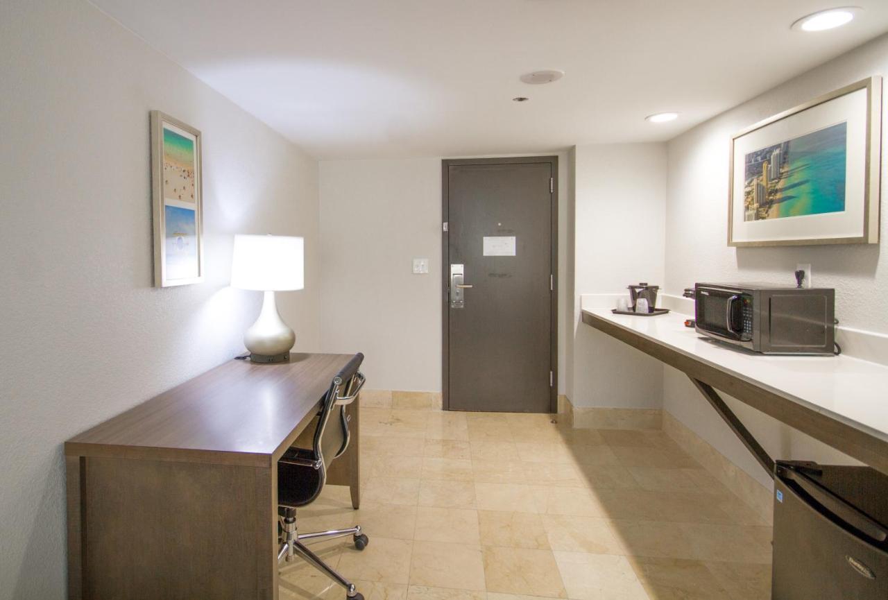 Hotel Comfort & Downtown Brickell-port Of 4*