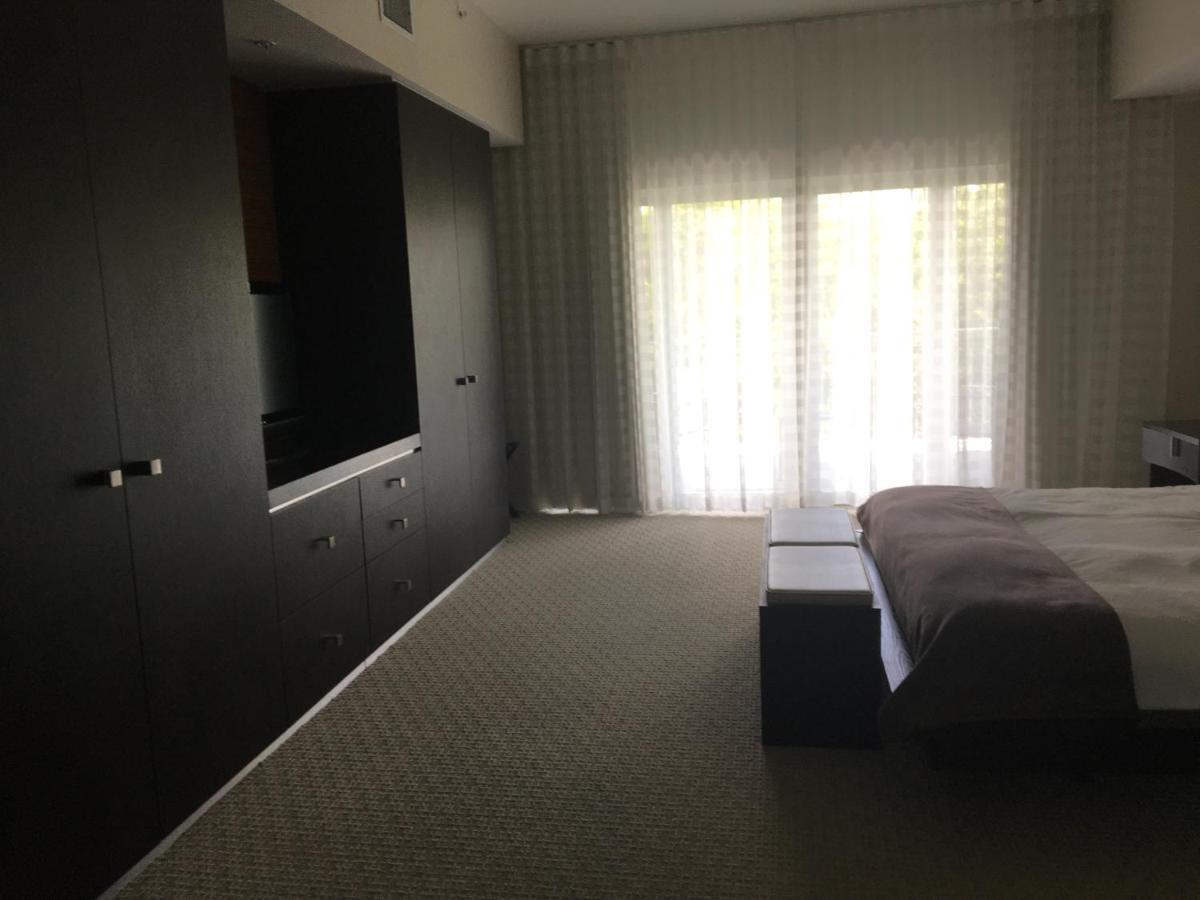 2-story 3 Bed 4 Bath At Provident At The Blue Miami Doral
