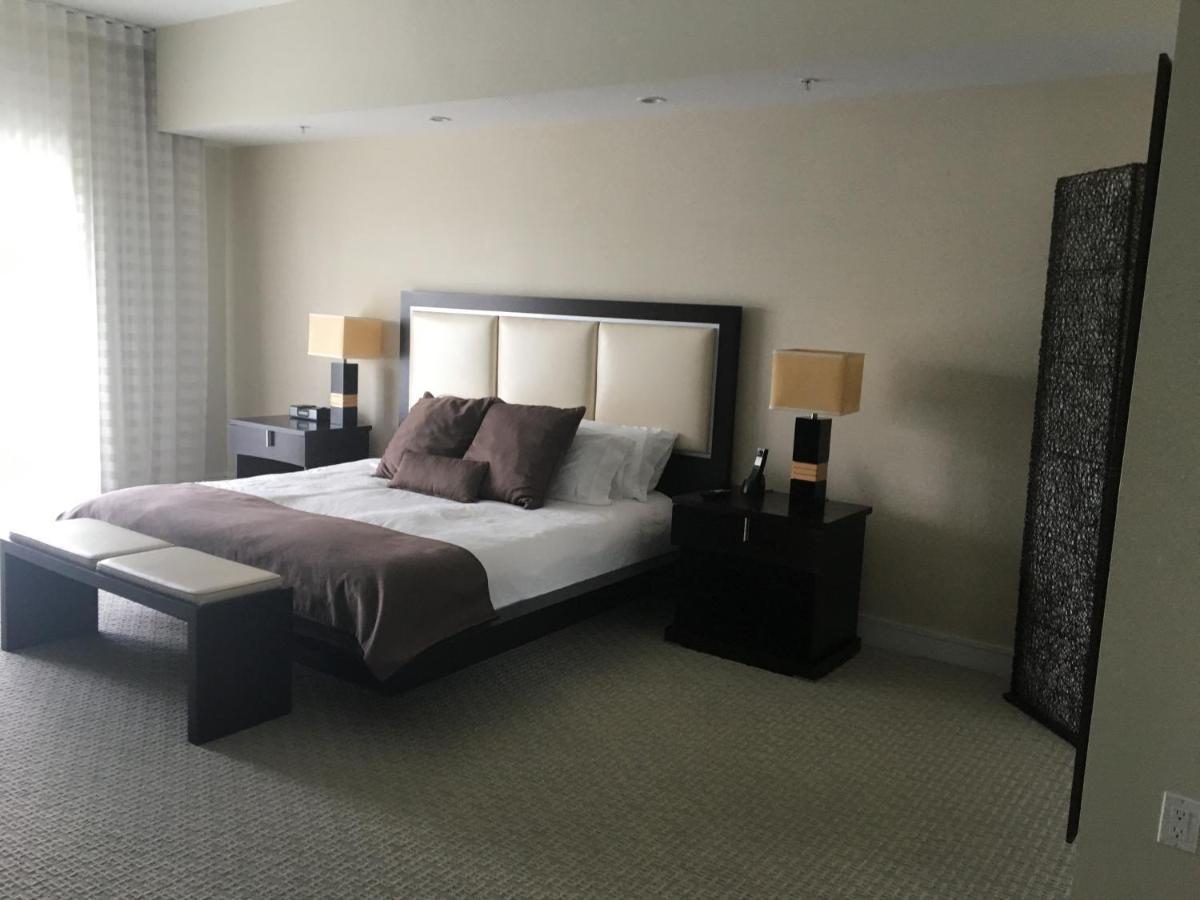2-story 3 Bed 4 Bath At Provident At The Blue Miami *
