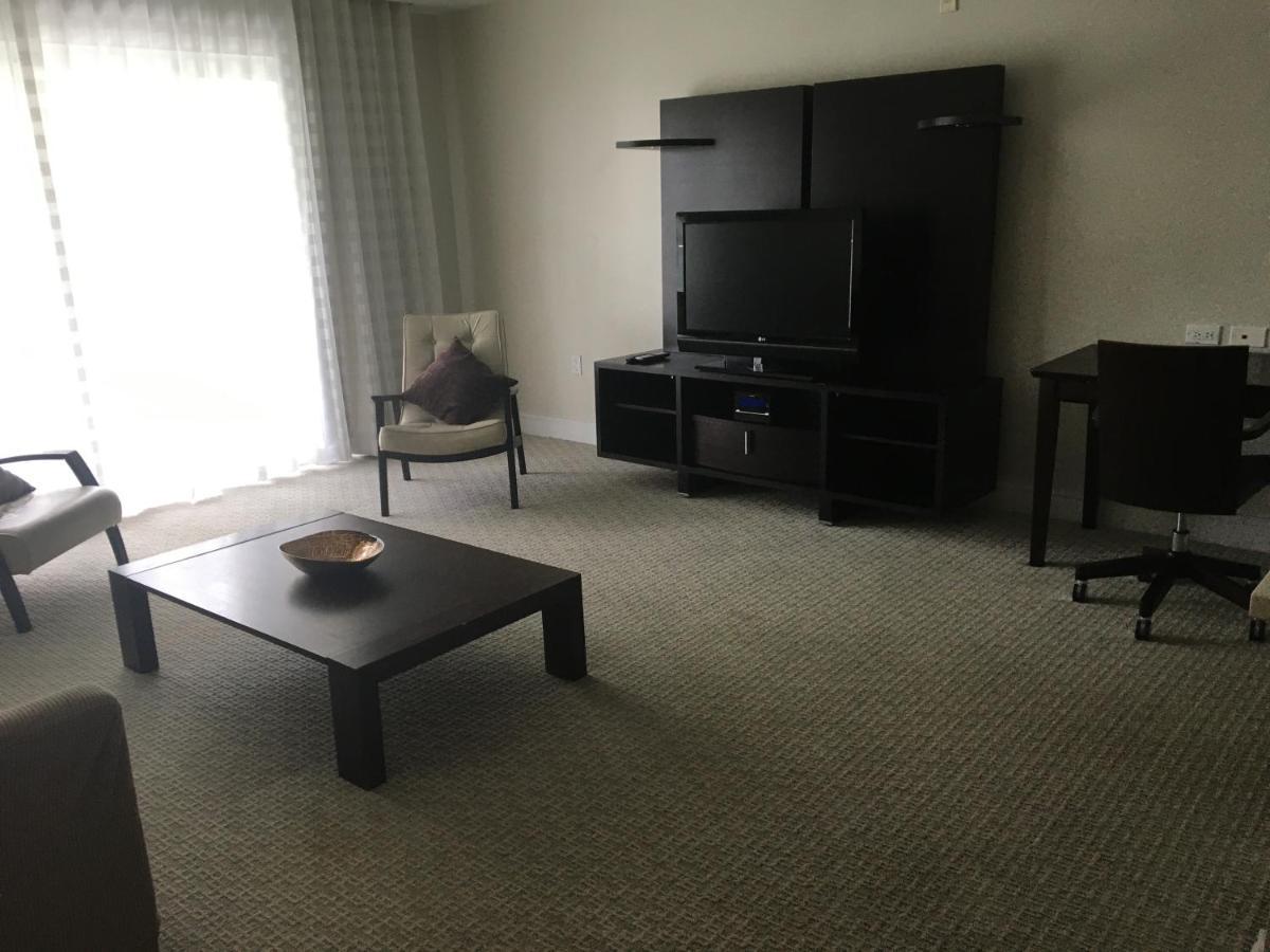 2-story 3 Bed 4 Bath At Provident At The Blue Miami