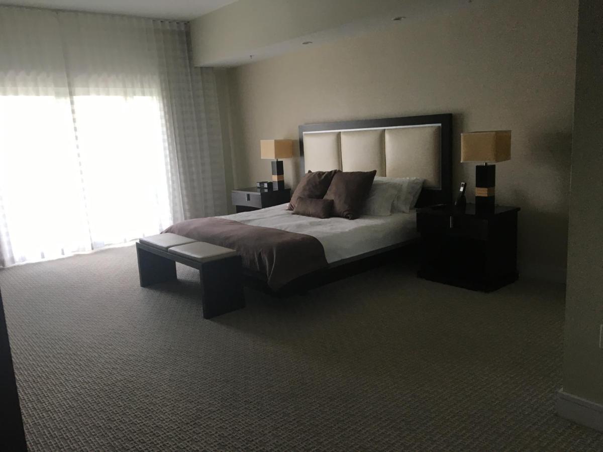 2-story 3 Bed 4 Bath At Provident At The Blue Miami * Doral