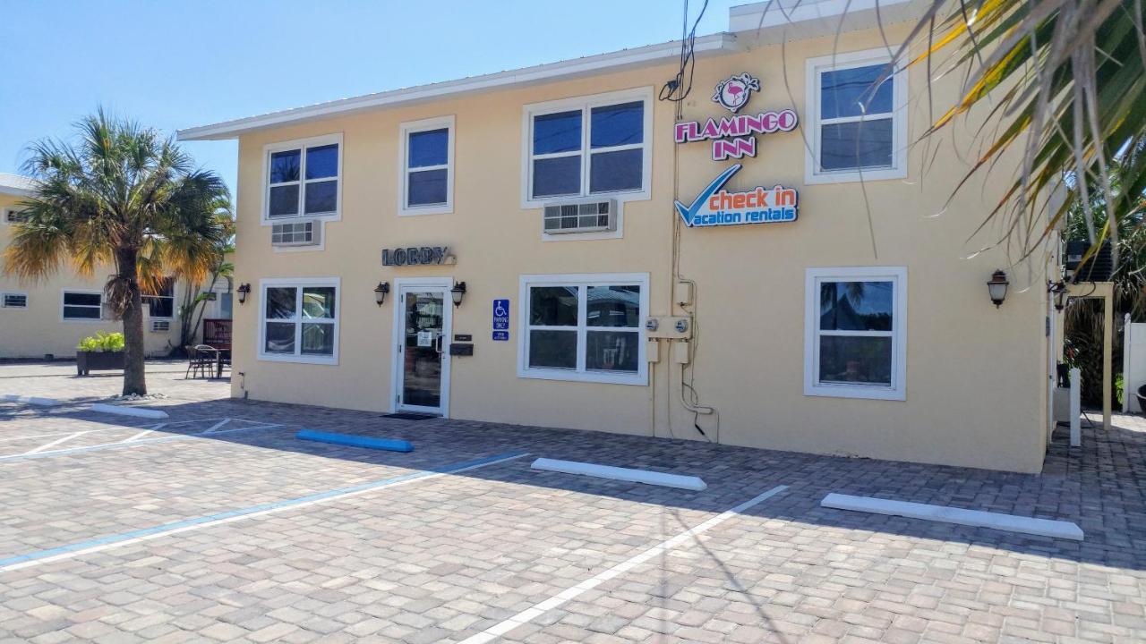 Flamingo Hotel 2*