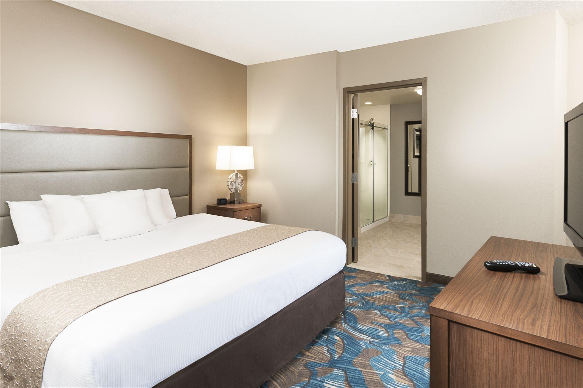 Doubletree By Hilton West Palm Airport Hotel 4*
