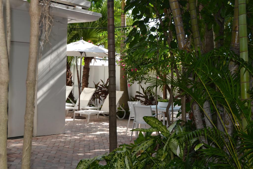 Lush Royale - All Male Gay A North Beach Village Hotel Fort Lauderdale