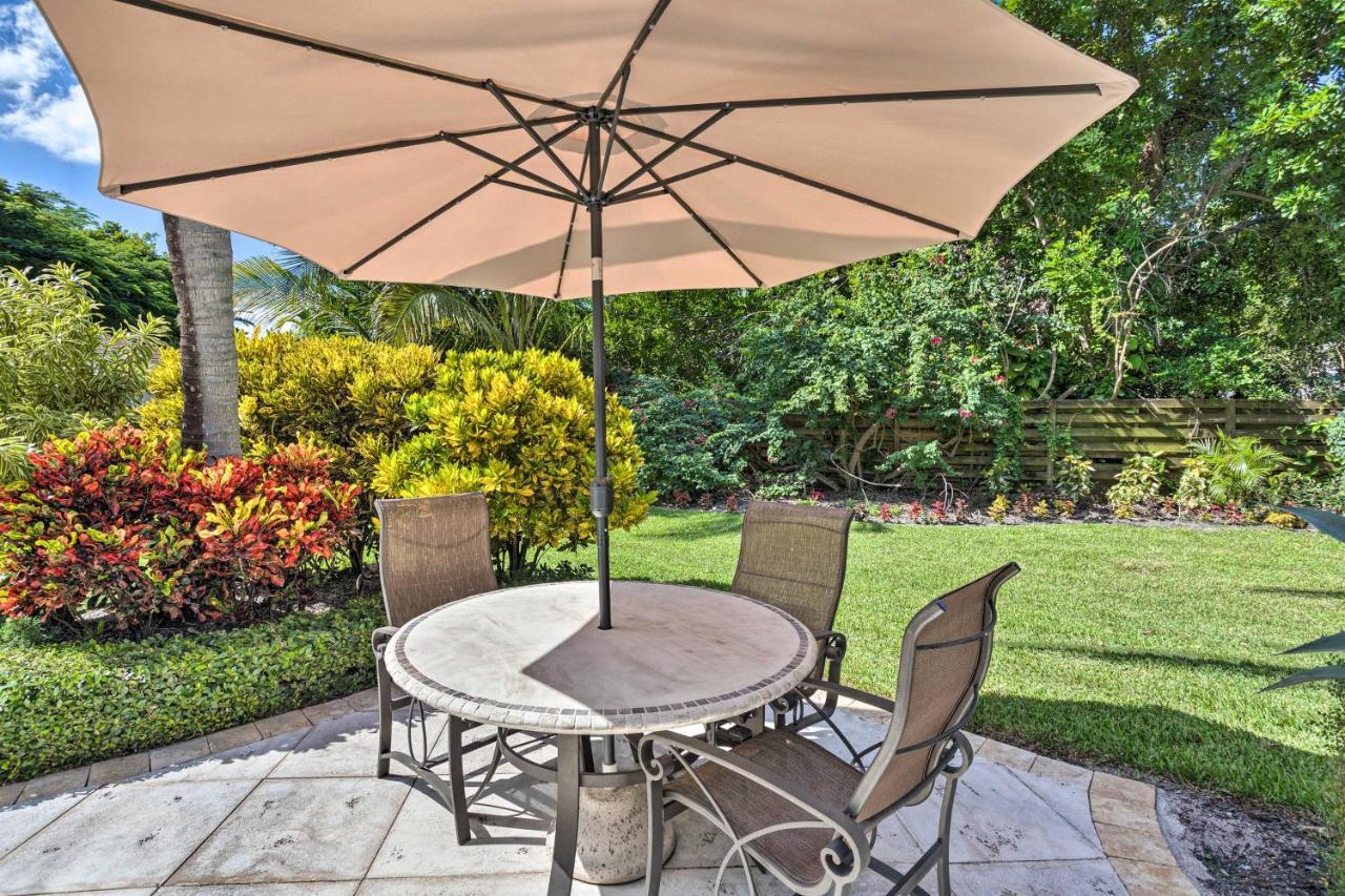 Tropical Palm Escape With Outdoor Paradise! *