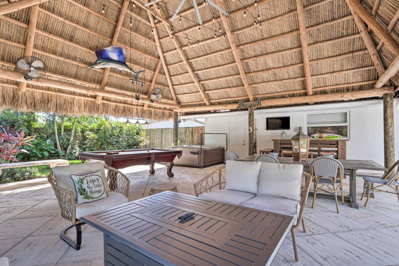 Tropical Palm Escape With Outdoor Paradise! Palm Beach Gardens