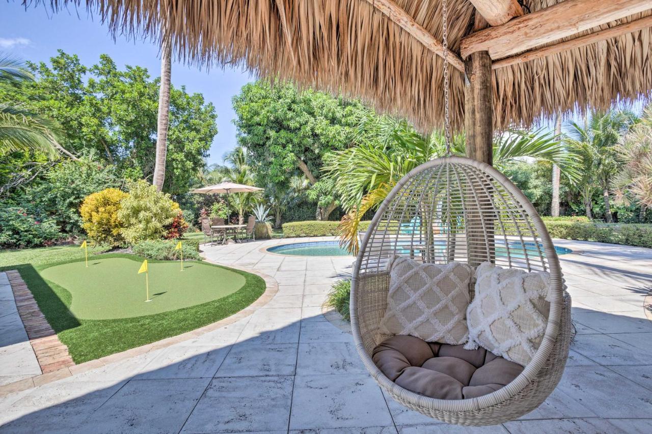 Tropical Palm Escape With Outdoor Paradise! * Palm Beach Gardens