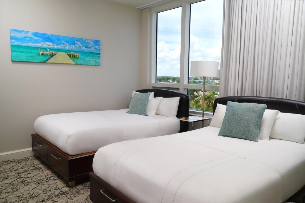 Resort Palm Singer Island & Luxury