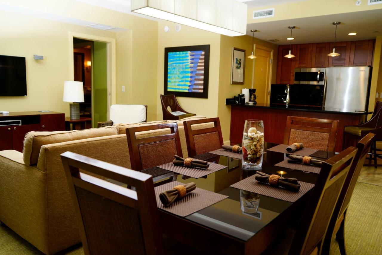Resort Palm Singer Island & Luxury