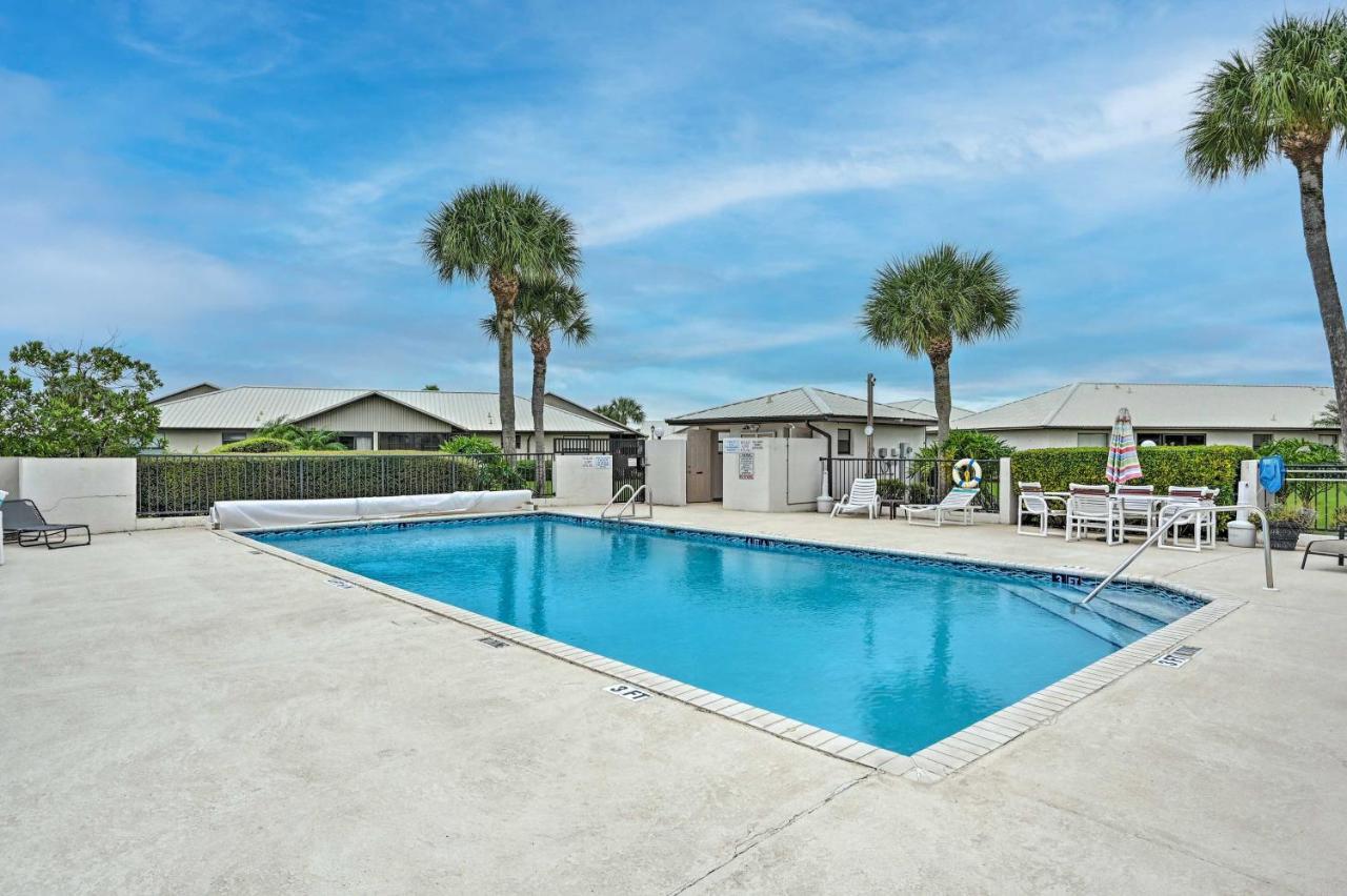 With Pool Access About 1 Mile To Golf! *