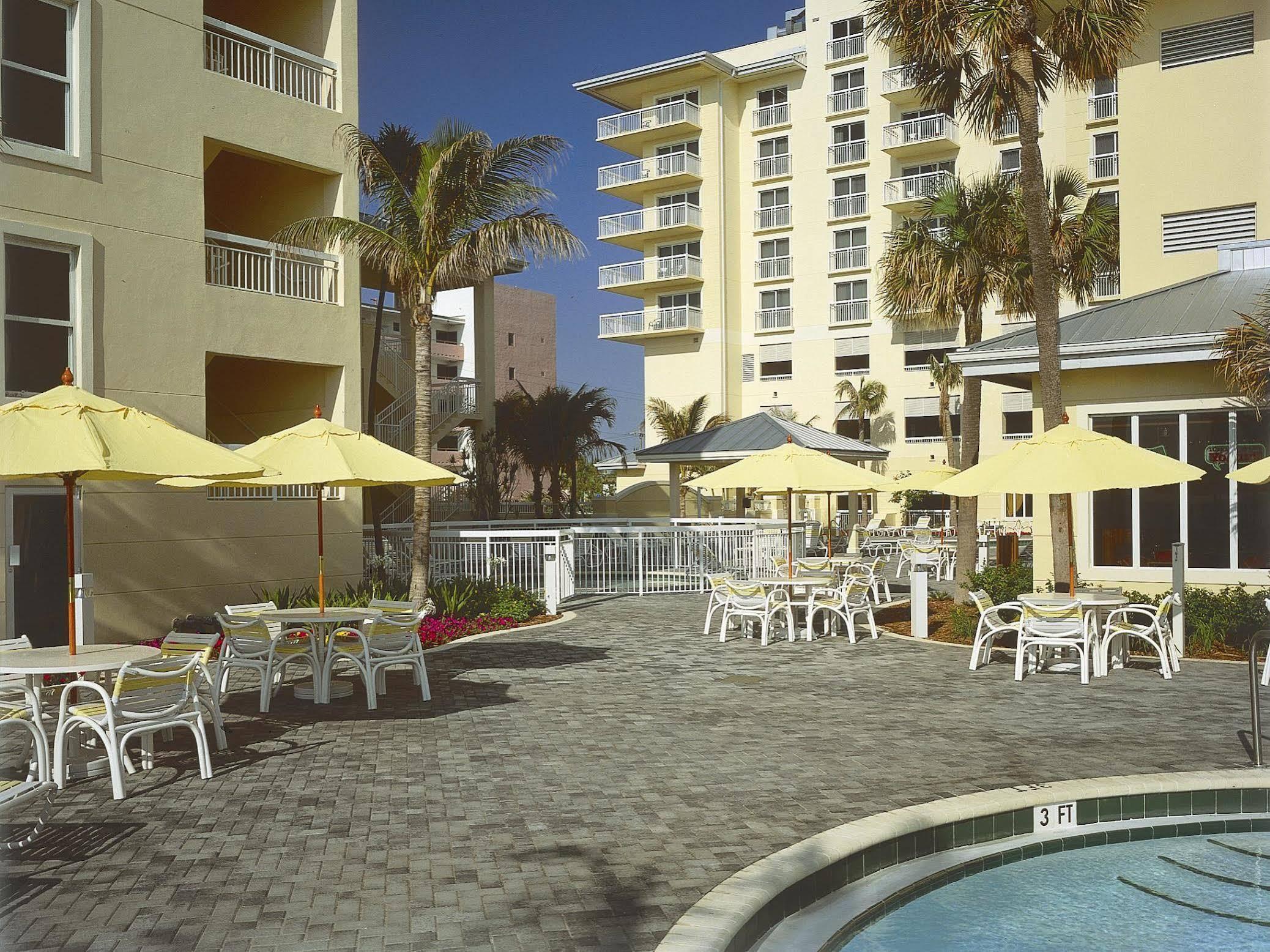 Hotel Club Wyndham Royal Vista