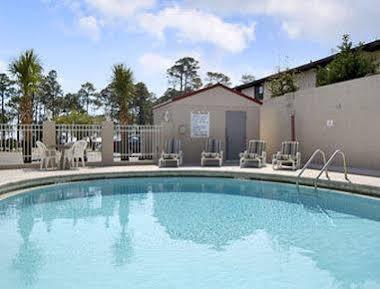 Super 8 By Wyndham Ft Walton Motel 2*