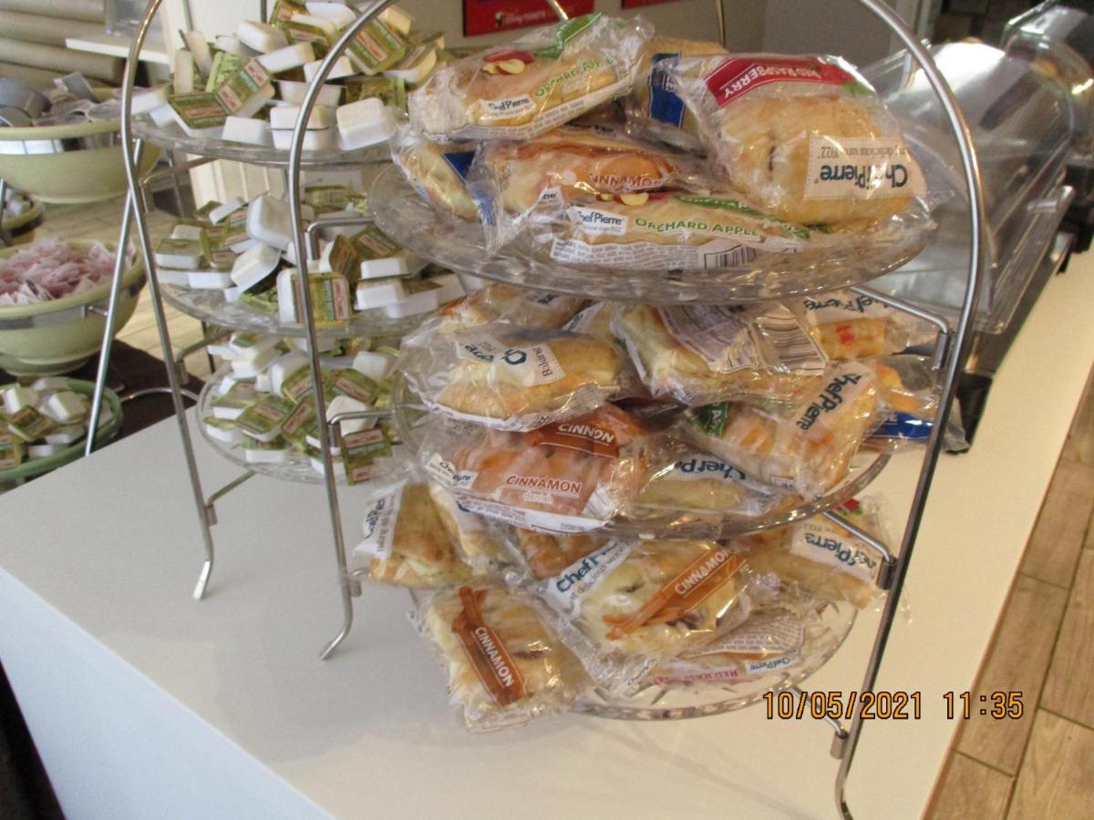 Quality Inn & Suites Kissimmee By The Lake Four Corners