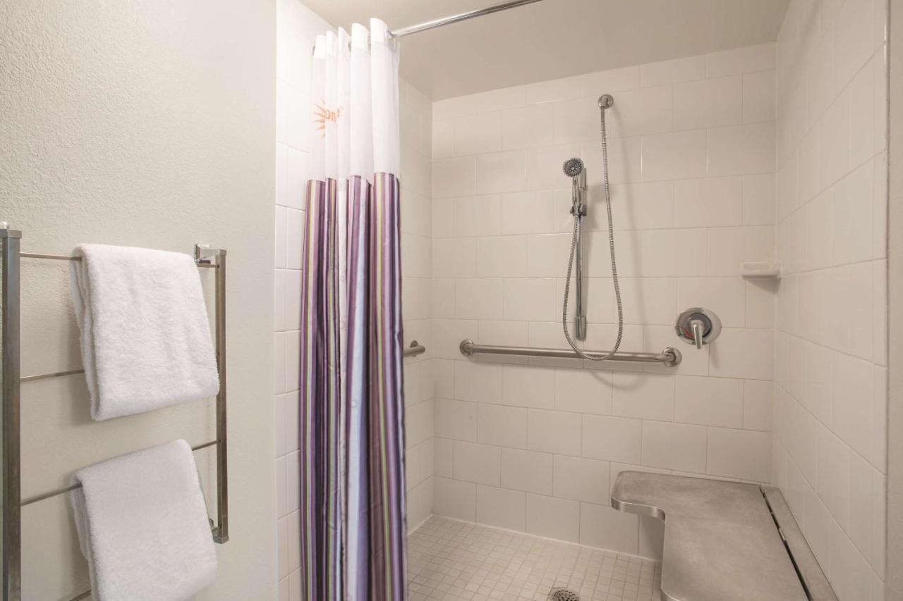 La Quinta By Wyndham Lauderdale Tamarac Hotel