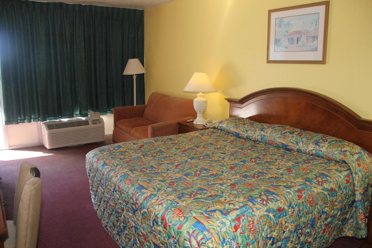 Americas Value Cocoa/port Canaveral Motel 2*
