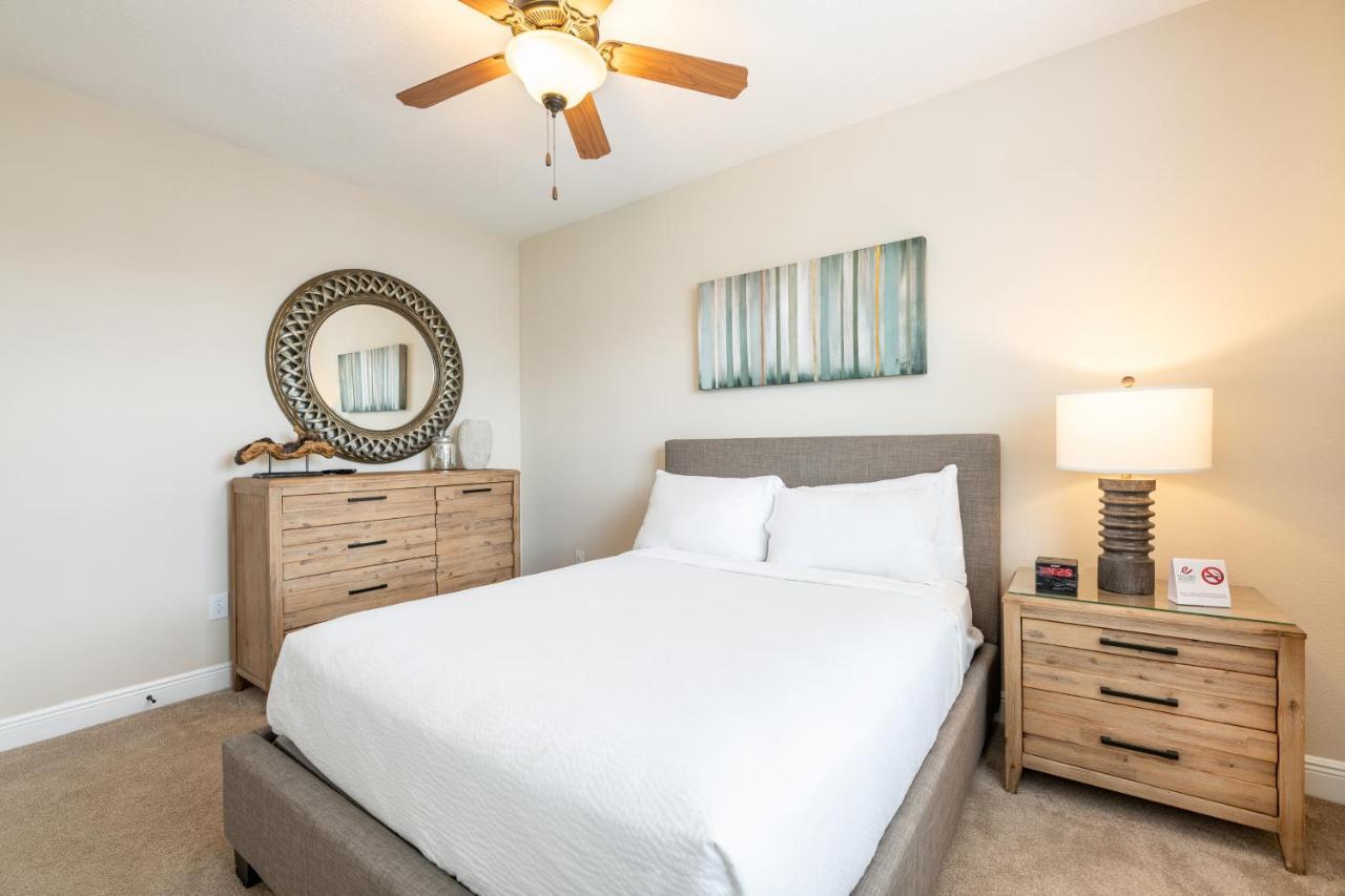 Holiday home Modern Retreat: Water Park Access & Amenities Orlando
