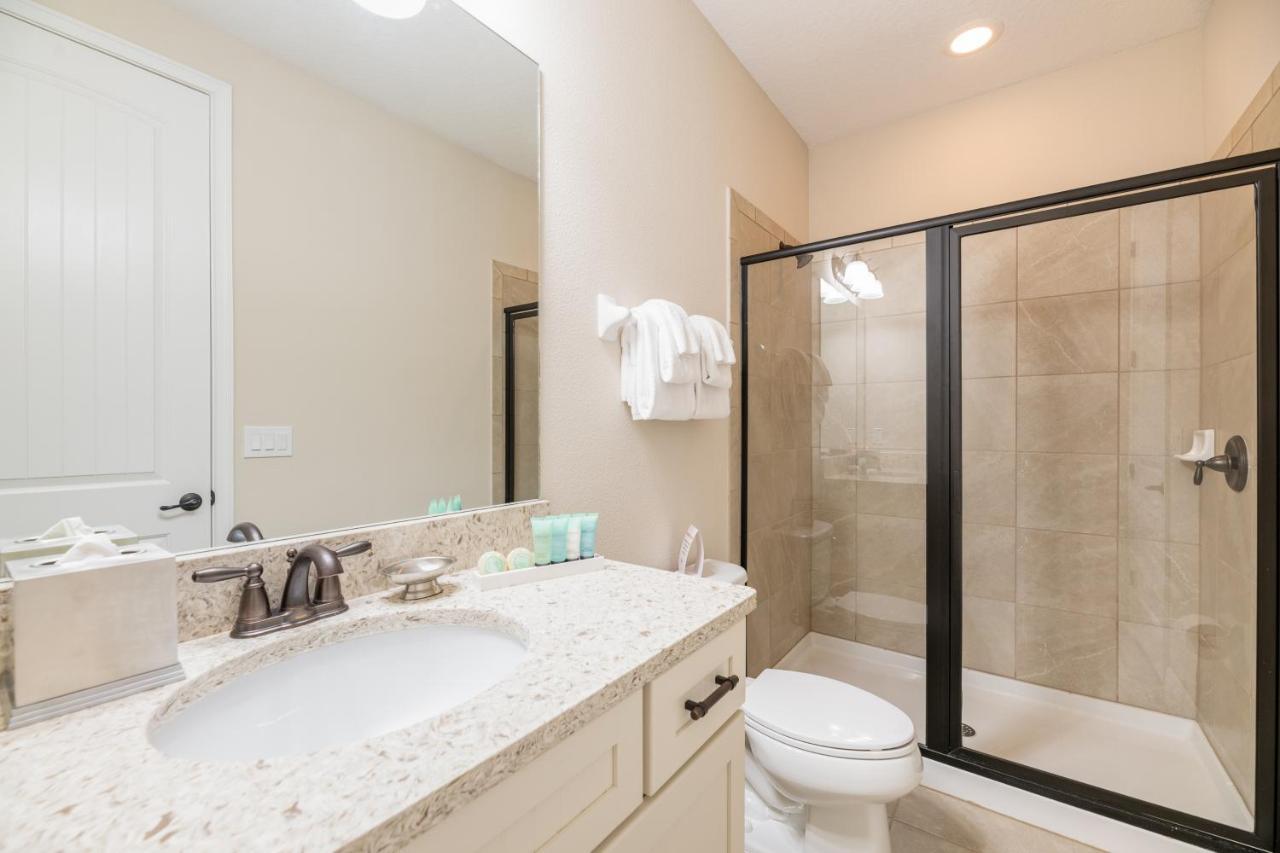 Modern Retreat: Water Park Access & Amenities * Orlando