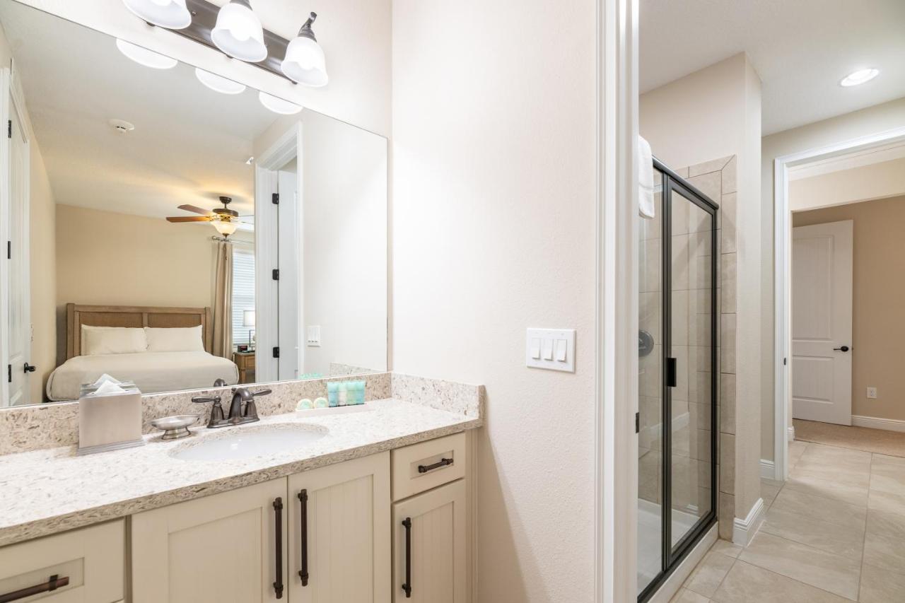 Holiday home Modern Retreat: Water Park Access & Amenities Orlando