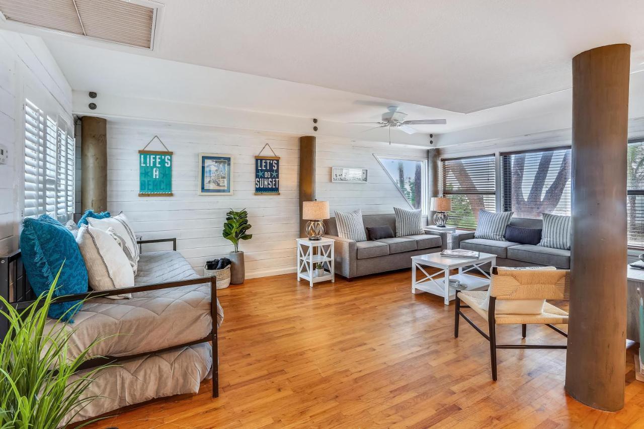 Holiday home Sunset Beach House 3br St. Pete Beach