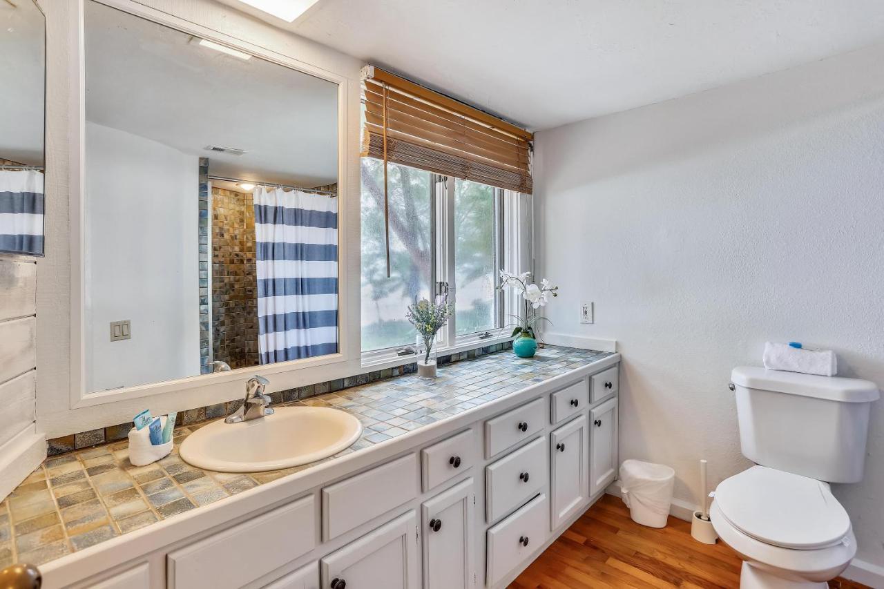Sunset Beach House 3br St. Pete Beach
