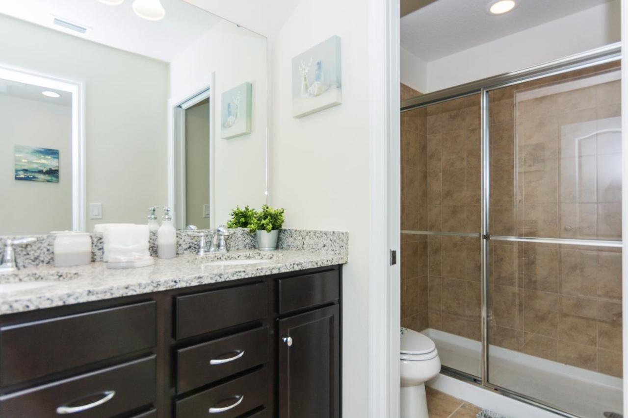 Luxury 7br 6ba Private Pool And Bbq Only13min To 4788 Sqft Kissimmee