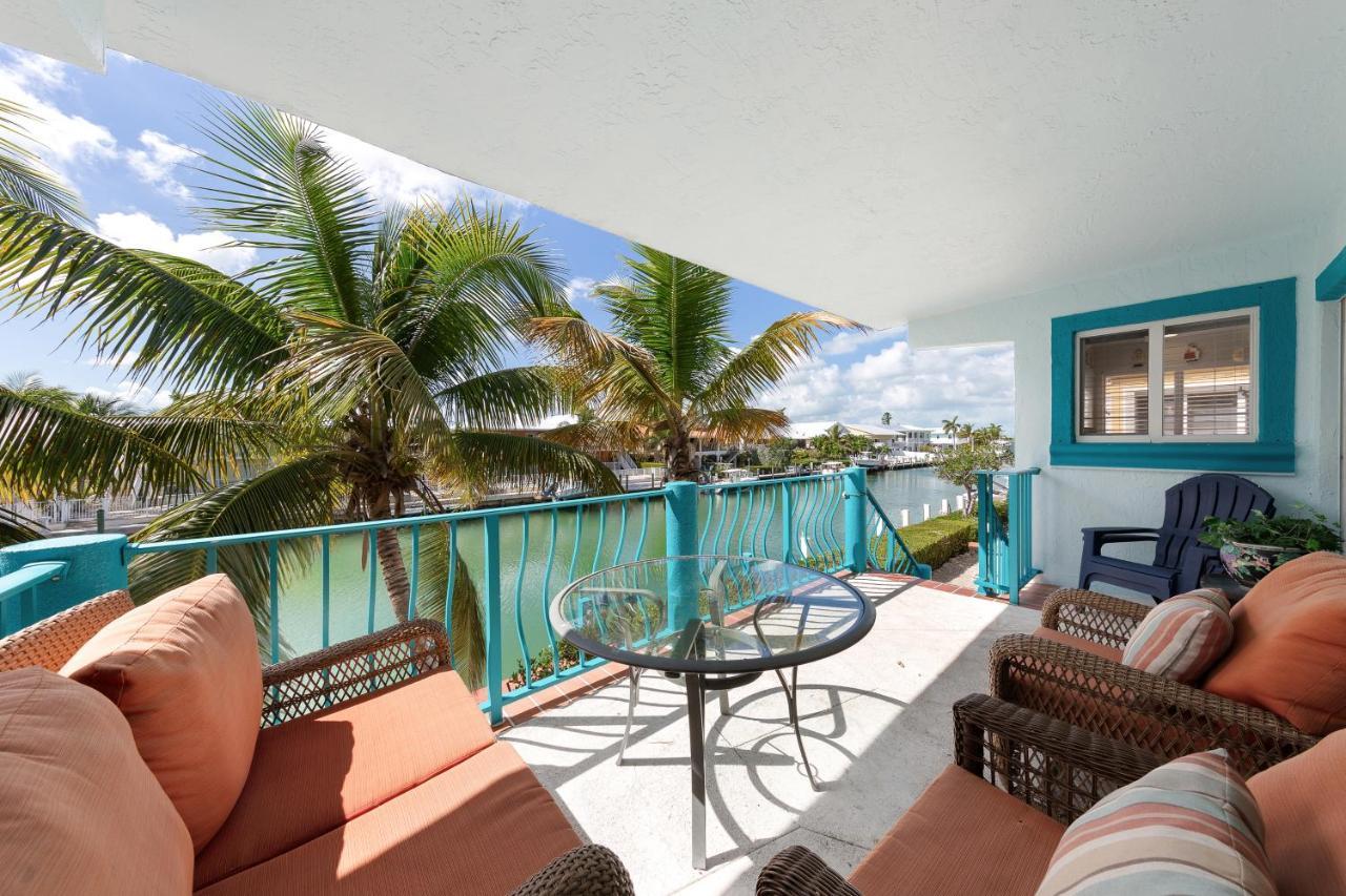 Holiday home Breezy Palms & Tropical Charm *