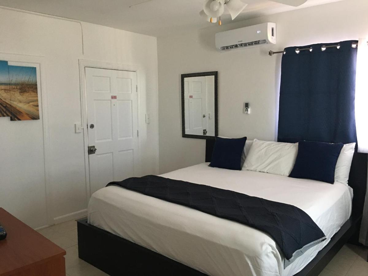Golden Oceanfront 3* Hollywood