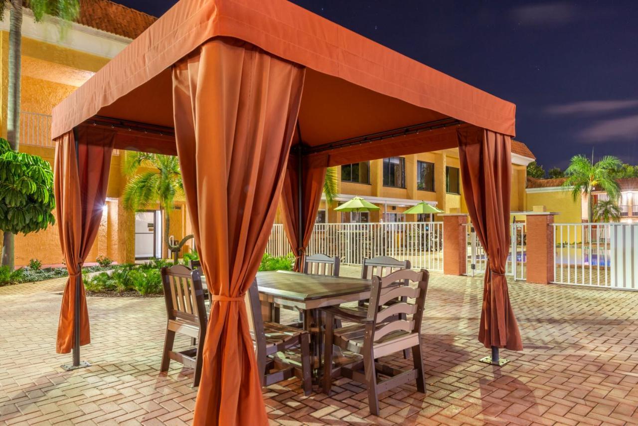 Hotel Quality & Conference Center 2*
