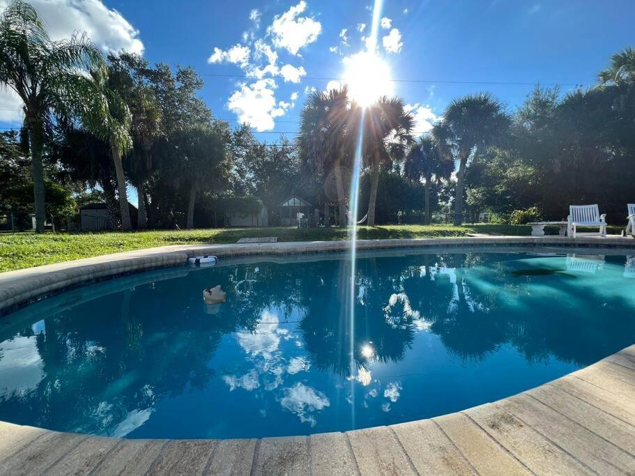Holiday home Pool House With One Of A Kind Garden Melbourne