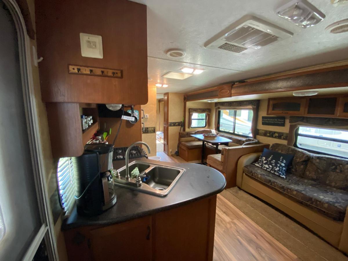 Water Front Tracer Rv By Glampers Camp Campsite *