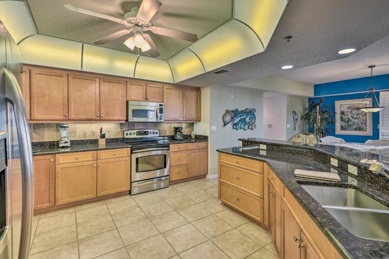 Apartment Coastal Penthouse Steps To New Smyrna Beach! *