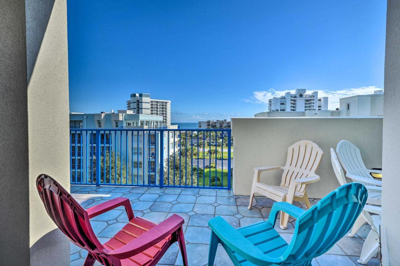 Coastal Penthouse Steps To New Smyrna Beach! *