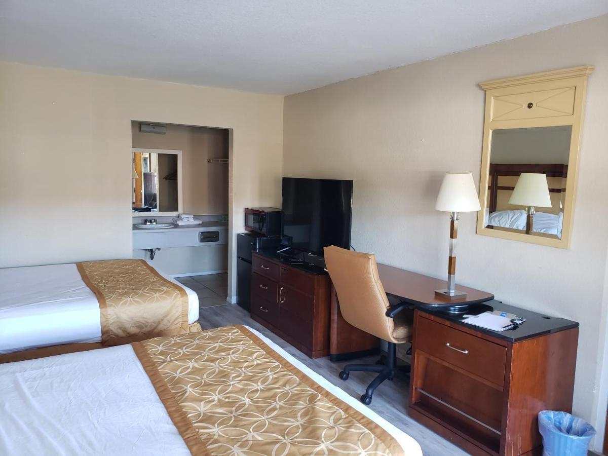 Hotel Knights