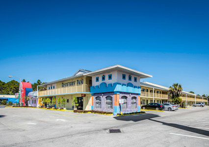 Country Hearth Inn-