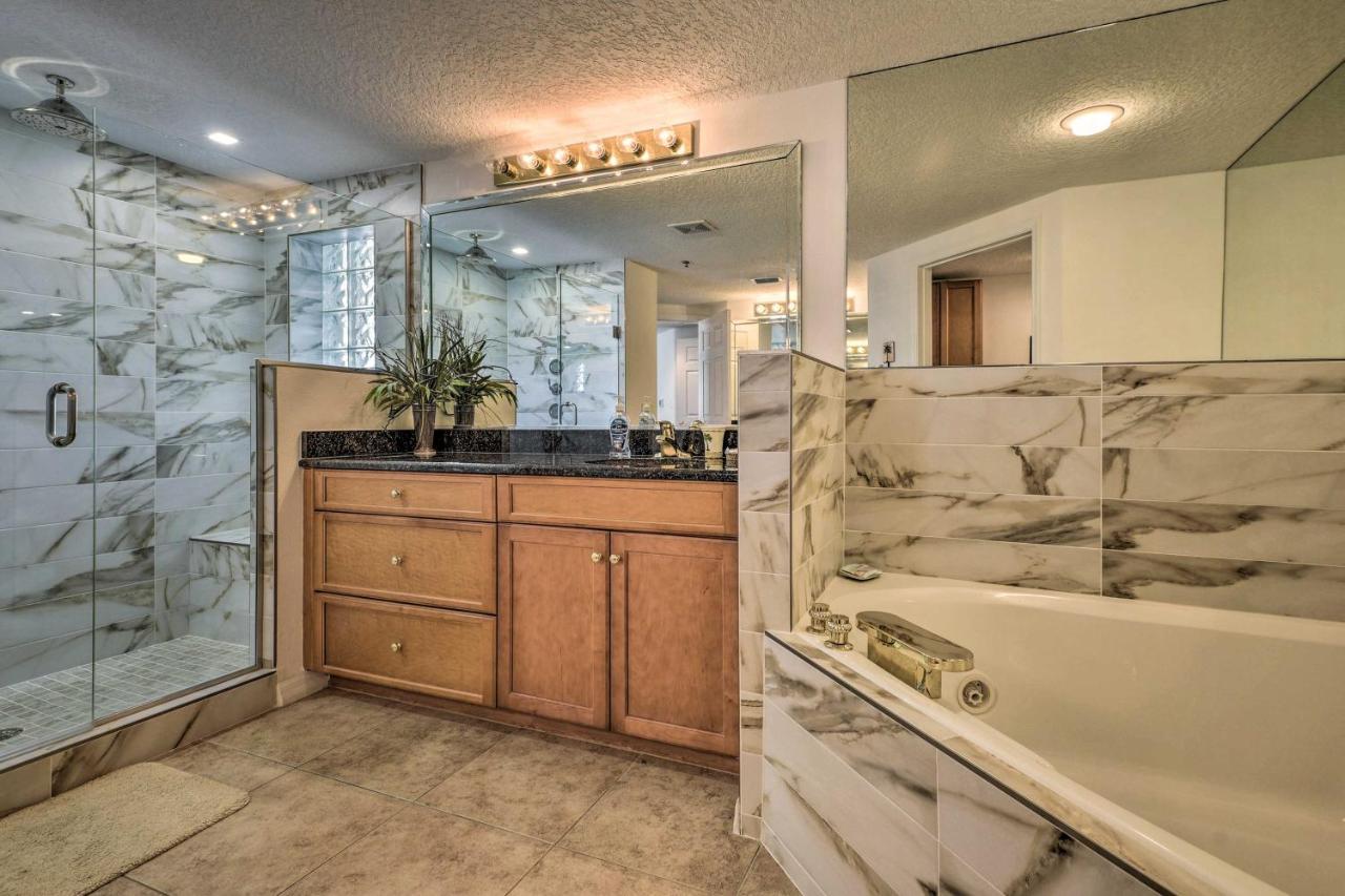 Apartment Coastal Penthouse Steps To New Smyrna Beach! *