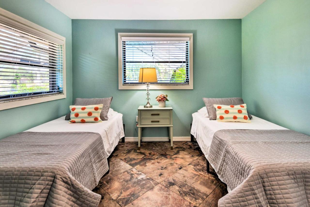 Port Charlotte Retreat With Heated Pool And Spa! Holiday home *