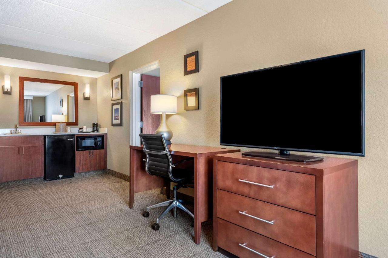 Hotel Comfort & Orlando North Sanford