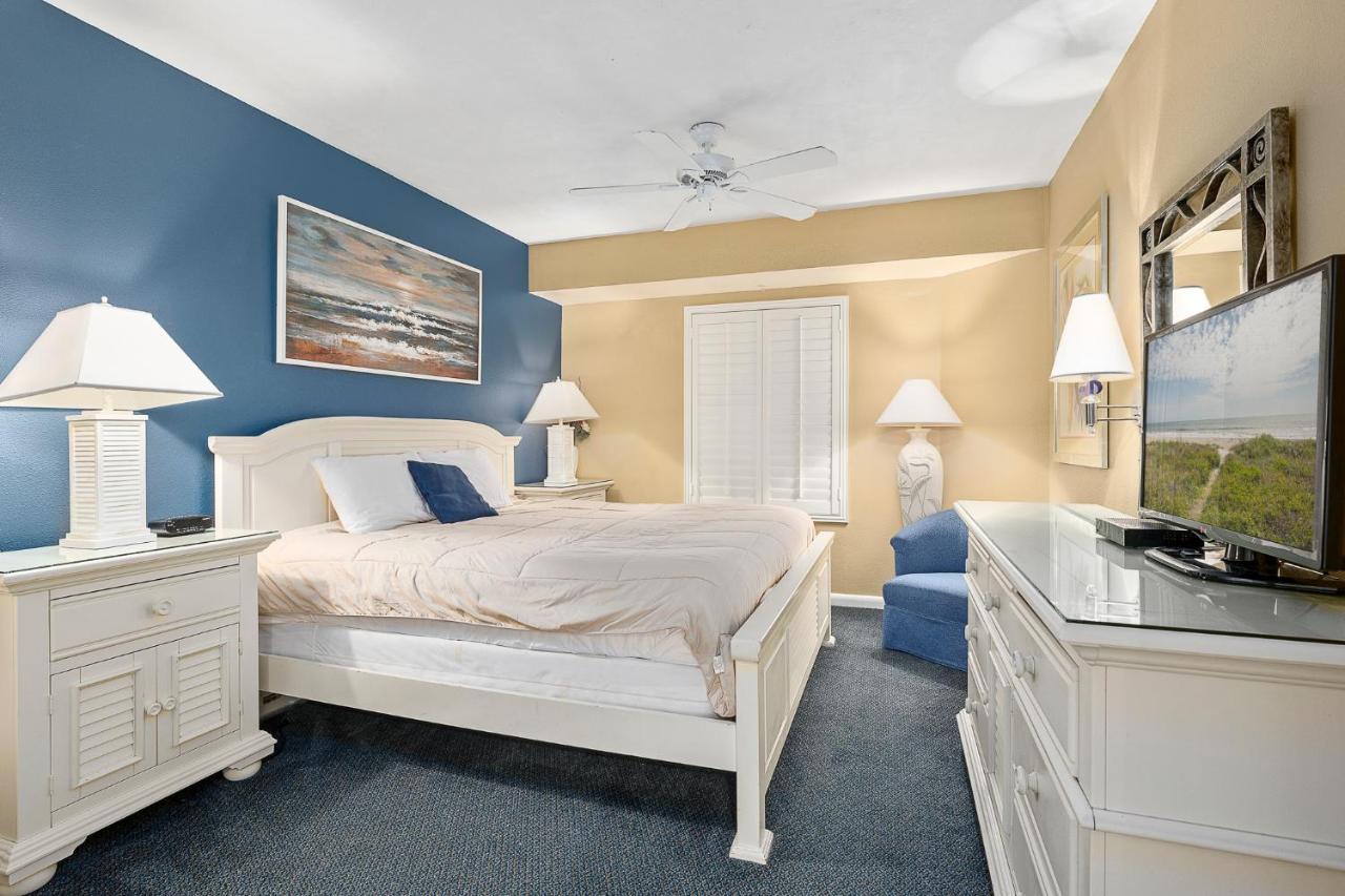 Ocean Walk 609, 1 Bedroom, Ocean View, Pools, Lazy River, Sleeps 5 * Daytona Beach