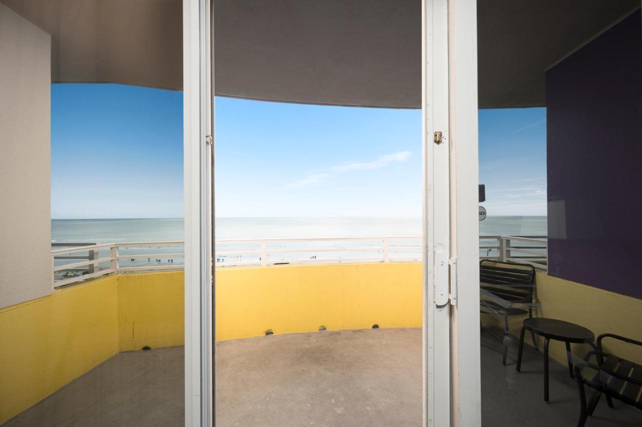 Apartment Ocean Walk 609, 1 Bedroom, Ocean View, Pools, Lazy River, Sleeps 5 *